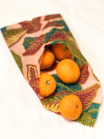 Load image into Gallery viewer, beeswax food wrap batik
