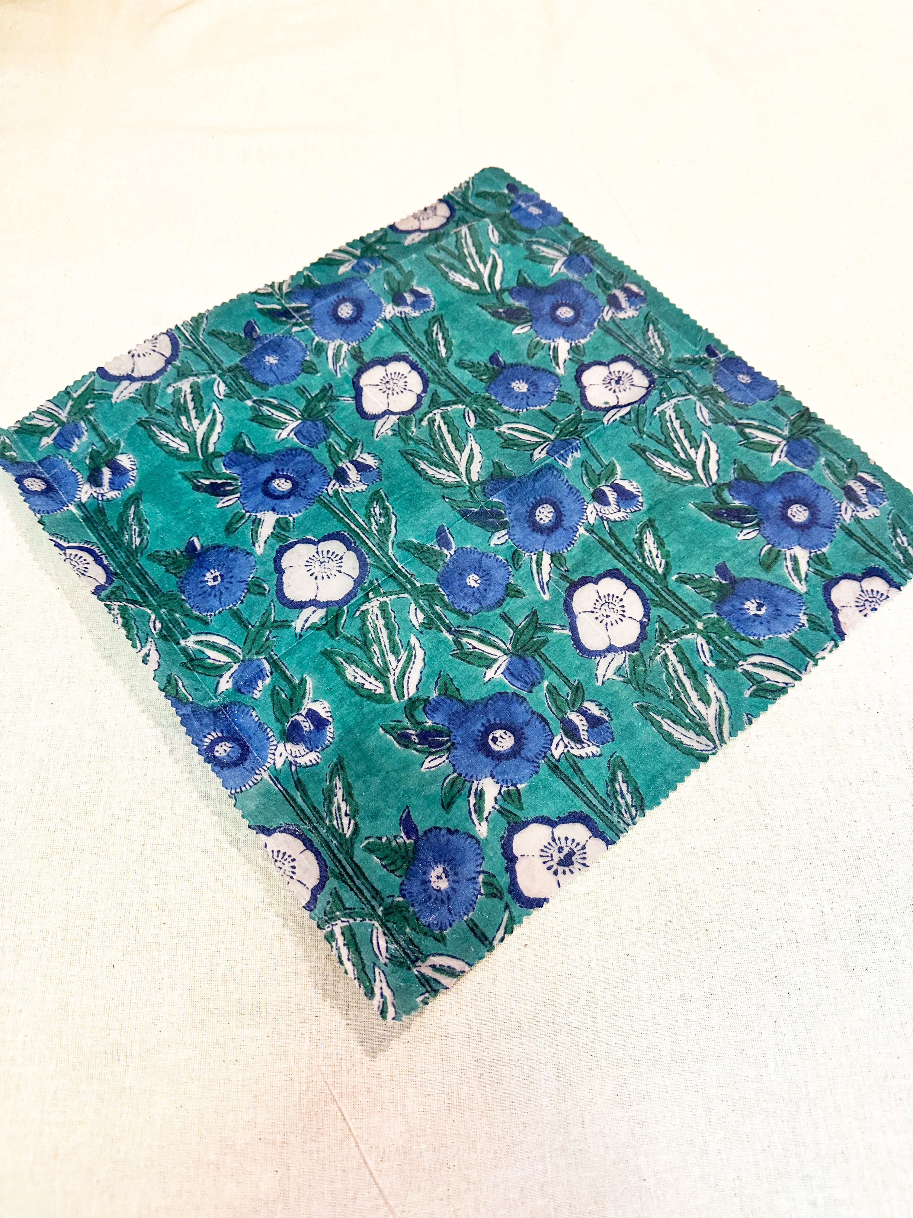 beeswax-wrap-malaysia-turquoise-floral